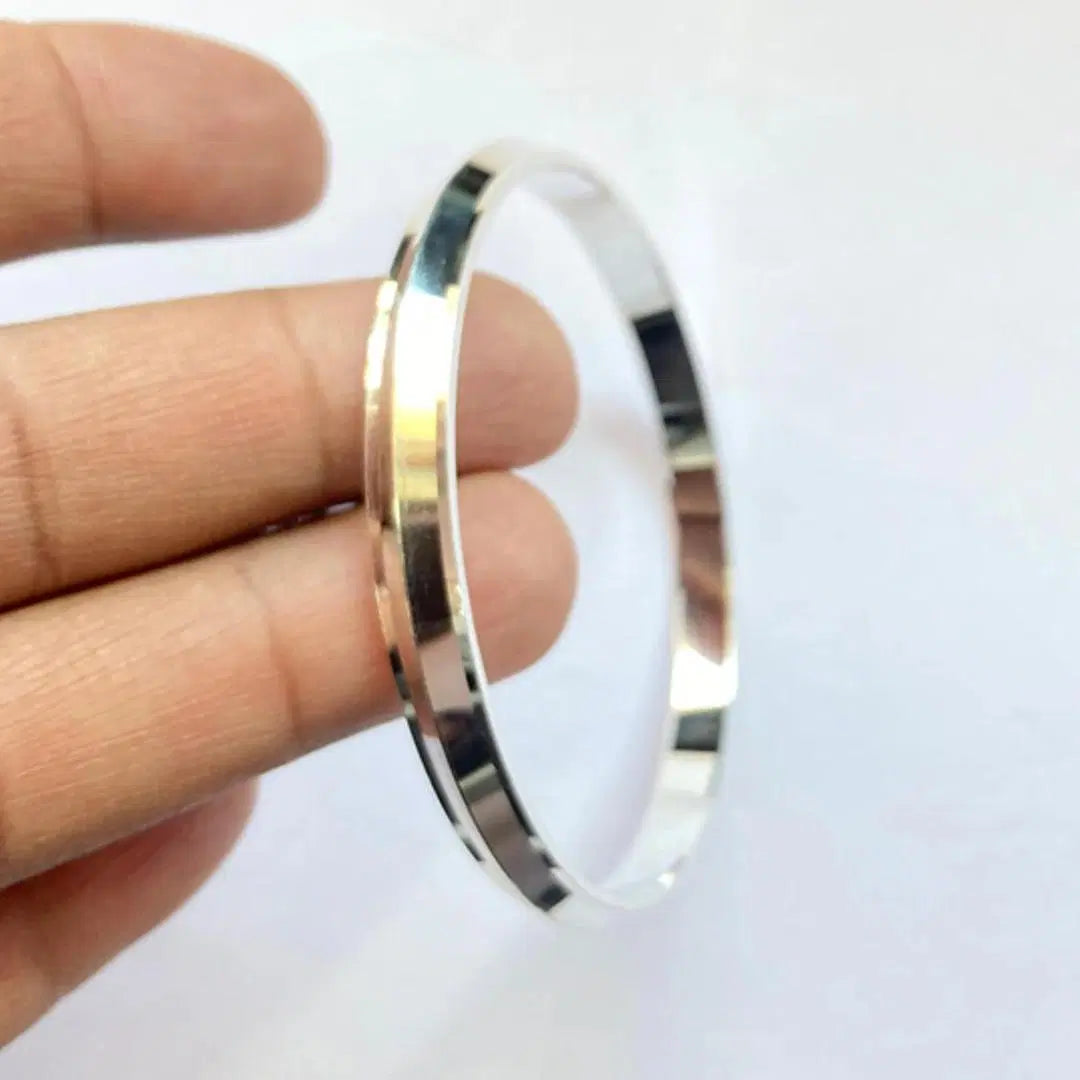 Stylish Silver Kara Bangle for Men