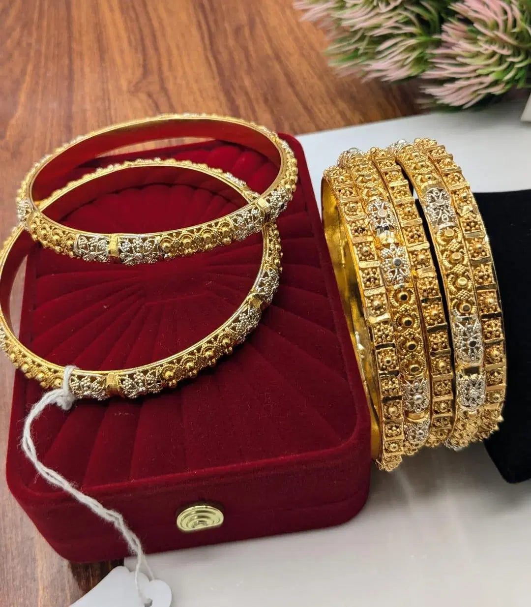 7 Pcs Stylish Gold Plated Kara Bangles Set